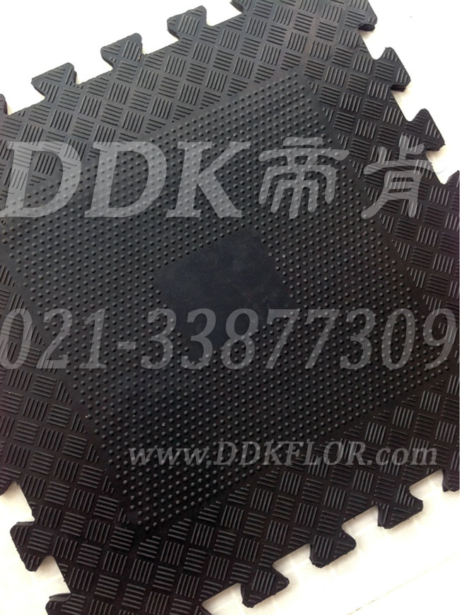 黑色(2013年款式)樣板圖片,帝肯(DDK)_4600(GB|吉霸)效果圖 黑色(2013年款式)樣板圖片,帝肯(DDK)_4600(GB|吉霸)效果圖,健身房地墊,健身房地板,健身房地板膠,健身房地毯,健身房地膠,健身房橡膠地板,健身房防震地墊,減震橡膠墊,pvc橡膠地板,工廠用橡膠地墊,安全橡膠地墊,橡膠地板,橡膠防滑墊 ,橡膠彈性地墊,橡膠地毯,橡膠防滑地毯,橡膠防滑地墊,橡膠腳墊,工業(yè)橡膠地板,工業(yè)地板,工業(yè)地板膠,工業(yè)地磚,工廠地板,工廠地墊,工業(yè)防滑墊,工廠地板膠,工廠地膠,工廠防滑地墊,工廠防滑墊