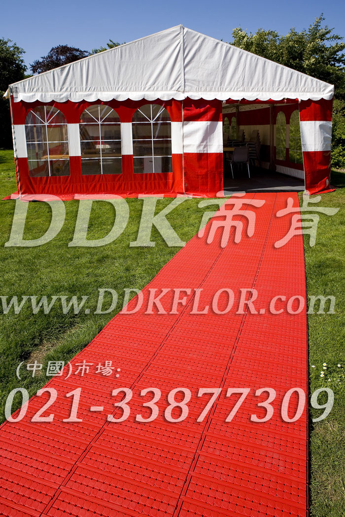 紅色（1）_戶外活動(dòng)草坪地面保護(hù)材料樣板圖片,帝肯(DDK)_7000_222（草坪保護(hù)材料）效果圖，草坪保護(hù)板,草坪保護(hù)墊,草坪專用蓋板,草坪地板