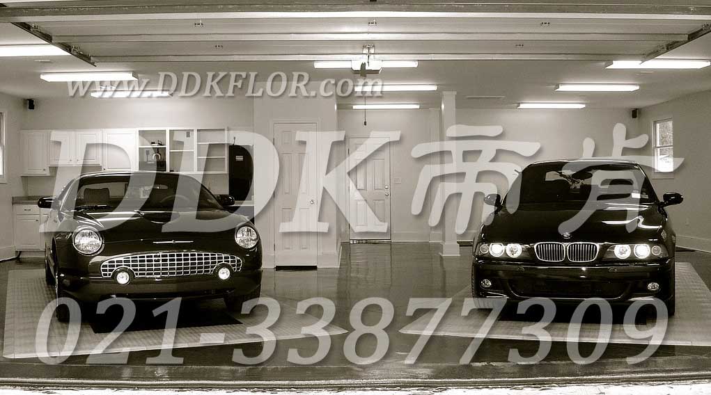 銀灰色_汽車展示用鋪設樣板圖片,帝肯(DDK)_3000_680(展會地板材料)效果圖 銀灰色_汽車展示用鋪設樣板圖片,帝肯(DDK)_3000_680(展會地板材料)效果圖,會展地板,可拼接展會塑膠地板,展會地板,展會地膠,展廳塑料格柵,展廳展車地墊,展臺地板,展銷會專用地板,摩托車展臺,汽車4s店卡扣展示板,汽車展廳地墊,汽車展廳地板,汽車展臺,汽車展示地墊,車型展示板,車展地板,車展地膠,移動篷房用地板