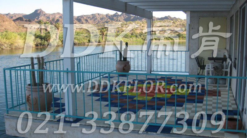 咖啡色系_拼裝組合（11）_露天陽臺新型歐式功能性地板磚效果圖樣板圖片,帝肯(DDK)_8100_T500（露天陽臺地面材料）效果圖,別墅陽臺地板,別墅陽臺裝修,室外陽臺地板,室外陽臺磚,室外露臺地磚,室外露臺裝修,舞臺地板,陽臺地板磚,陽臺地磚裝修,陽臺戶外地板,陽臺拼裝地板,陽臺裝修,露臺地板,露臺地磚,露臺地面裝修,露臺拼接地板,露臺花園裝修,露臺防滑地板,露臺防滑地磚,頂樓露臺裝修,室外生態地板,室外環保地板,室外防腐地板