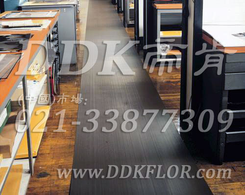 卷材黑色(10)_工廠車間用防滑耐磨地毯樣板圖片,帝肯(DDK)_S450_9979(工業車間地面防滑材料)效果圖 卷材黑色(10)_工廠車間用防滑耐磨地毯樣板圖片,帝肯(DDK)_S450_9979(工業車間地面防滑材料)效果圖,廠房地毯,廠房地膠,過道地毯,過道地墊,過道防滑墊,工廠車間地板革,維修車間地板,車間地墊,車間地毯,車間地膠墊,車間地面膠皮,車間塑料防滑墊,車間用地板膠,車間防滑地墊,車間防滑墊,車間防砸地板,工廠車間地膠,工業地毯,工業地膠,工業塑料地毯,工業地墊,工業地板膠,工業地板革,工業耐油地墊,工業走道地墊,工業防滑地毯,工業防滑墊,工廠地墊,工廠地毯,工廠地膠,工廠走道地墊,工業抗疲勞防滑墊,走道地墊,走道地毯,走道墊,塑料防滑地毯,橡膠地毯,耐壓耐磨地毯,走廊地毯,防滑地毯,防污地毯,防滑毯,防水地毯,防噪聲地毯,通道地毯,經濟型抗疲勞地墊,抗疲勞腳墊,抗疲勞地毯,防疲勞地膠,防疲勞地毯,耐磨地膠,工廠用橡膠地墊,工廠防滑地墊,工廠防滑墊,pvc防滑地毯,pvc防滑地膠,PVC地毯,pvc地膠,pvc塑料地毯,pvc塑膠地毯,流水線地墊