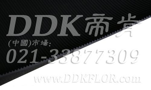 黑色耐磨型條紋防滑毯(1)樣板圖片,帝肯(DDK)_S450(Groove|加州)效果圖 黑色耐磨型條紋防滑毯(1)樣板圖片,帝肯(DDK)_S450(Groove|加州)效果圖,豎直條紋,坑條防滑墊,地膠,地板膠,地面保護地毯,地面保護墊