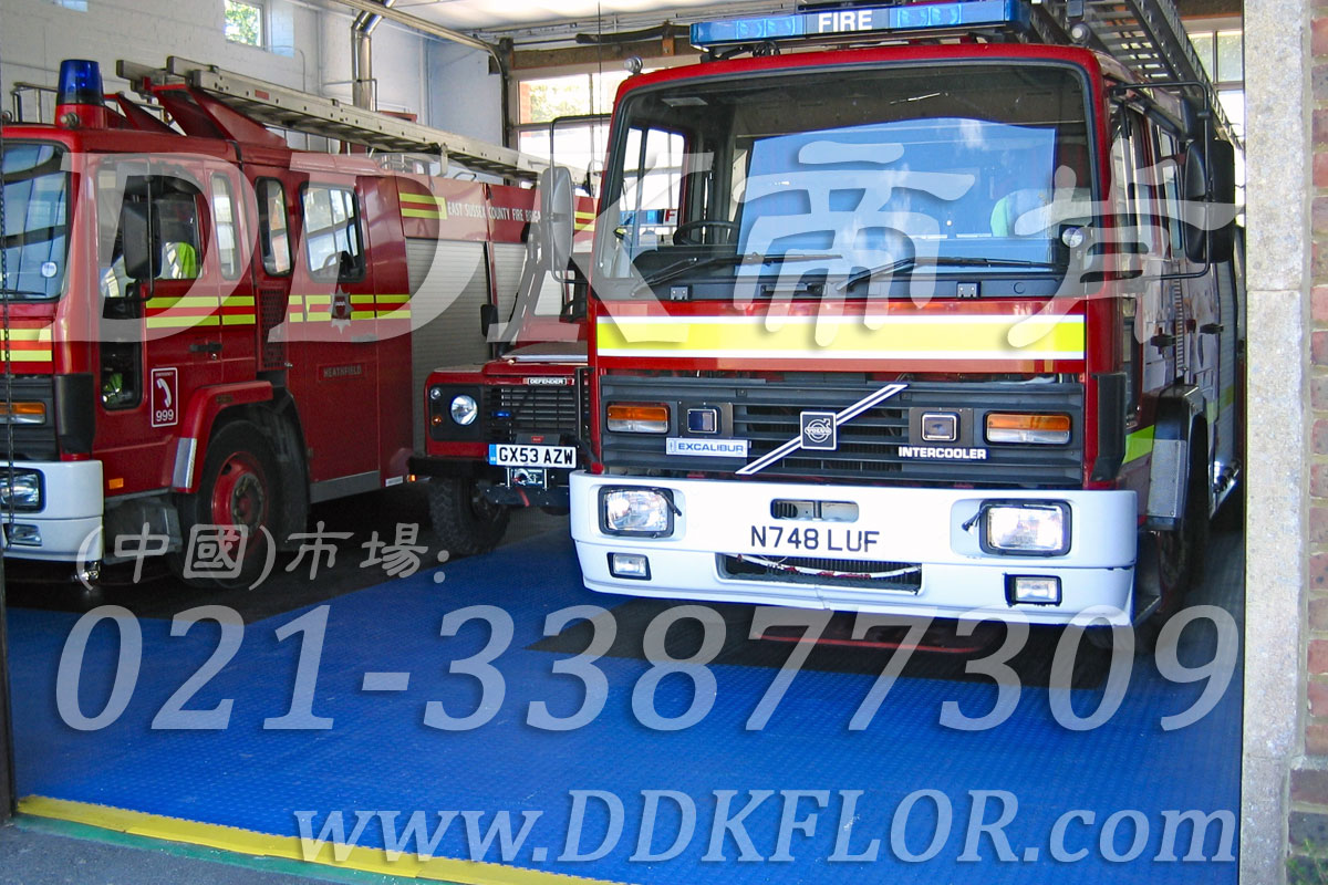 地下室車庫(kù)地坪地面做法材料（4）_藍(lán)色銅錢(qián)表面樣板圖片,帝肯(DDK)_2000_C618（地下車庫(kù)地面材料）效果圖,車庫(kù)pvc地板,車庫(kù)地坪,車庫(kù)地板,車庫(kù)地墊,車庫(kù)地膠,車庫(kù)塑料地毯,車庫(kù)塑膠地板,車庫(kù)防滑墊