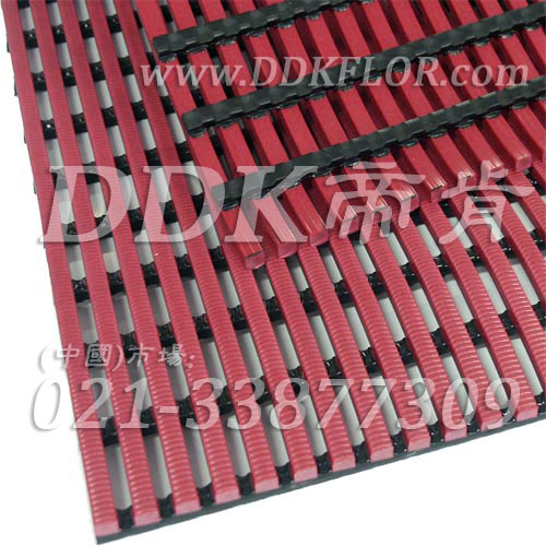 紅色通底型防滑防疲勞毯（6）樣板圖片,帝肯(DDK)_1900（Comfort|康福特）效果圖，pvc防水地墊,pvc防滑卷材,z字型疏水墊,室外防水地板,塑膠透水地板,排水地墊,排水地板,排水防滑墊,泄水型地板磚,漏水地墊,漏水地膠,漏水橡膠墊,漏水防滑墊,疏水板,疏水墊,疏水型抗疲勞地墊,疏水地墊,疏水地席,疏水地毯,疏水防滑墊,疏水防滑地墊,疏水磚,耐油耐水地墊,透水地墊,透水地板膠墊,防水地墊,防水地毯,防水地膠墊,防水墊,防水防滑墊,防滑隔水墊,隔水地墊,隔水地板,隔水材料,工業耐油地墊,耐油地墊,耐油工業橡膠墊,耐油橡膠地墊,耐油膠墊,耐油橡膠墊,耐油防滑地墊,耐油防滑墊,重型防滑耐油墊,防油地墊,防油防滑墊,塑料防滑網格墊,塑料網格扳,塑料網格防滑地墊,工業用格柵地墊,柵格地墊,網格地墊,網格塑料地板墊,網格塑料墊,網格防滑墊,網格地板,防滑塑料網格,網孔地墊,網眼防滑,網狀防滑墊,網狀地毯