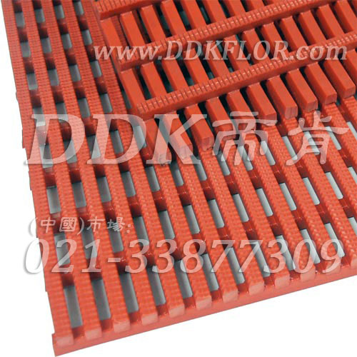 橙色通底型防滑防疲勞毯（8）樣板圖片,帝肯(DDK)_1900（Comfort|康福特）效果圖，pvc防水地墊,pvc防滑卷材,z字型疏水墊,室外防水地板,塑膠透水地板,排水地墊,排水地板,排水防滑墊,泄水型地板磚,漏水地墊,漏水地膠,漏水橡膠墊,漏水防滑墊,疏水板,疏水墊,疏水型抗疲勞地墊,疏水地墊,疏水地席,疏水地毯,疏水防滑墊,疏水防滑地墊,疏水磚,耐油耐水地墊,透水地墊,透水地板膠墊,防水地墊,防水地毯,防水地膠墊,防水墊,防水防滑墊,防滑隔水墊,隔水地墊,隔水地板,隔水材料,工業耐油地墊,耐油地墊,耐油工業橡膠墊,耐油橡膠地墊,耐油膠墊,耐油橡膠墊,耐油防滑地墊,耐油防滑墊,重型防滑耐油墊,防油地墊,防油防滑墊,塑料防滑網格墊,塑料網格扳,塑料網格防滑地墊,工業用格柵地墊,柵格地墊,網格地墊,網格塑料地板墊,網格塑料墊,網格防滑墊,網格地板,防滑塑料網格,網孔地墊,網眼防滑,網狀防滑墊,網狀地毯