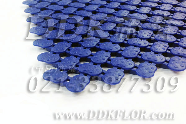 牛津藍色_橢圓表面_互扣式網孔防滑地膠(3)樣板圖片,帝肯(DDK)_8200(ODL|達喜)效果圖 牛津藍色_橢圓表面_互扣式網孔防滑地膠(3)樣板圖片,帝肯(DDK)_8200(ODL|達喜)效果圖,工業用格柵地墊,浴室pvc格柵地板,柵格地墊,排水地墊,pvc防水地墊,塑膠透水地板,衛生間地板隔水墊,衛生間地墊,衛浴防滑墊,衛生間防水地墊,衛生間防滑地墊,衛生間防滑墊,衛生間地膠,漏水地墊,漏水地膠,排水防滑墊,排水地板,疏水墊,疏水板,疏水磚,疏水防滑地墊,疏水防滑墊,耐油耐水地墊,漏水防滑墊,疏水地墊,疏水地毯,疏水地席,浴室防滑疏水磚,透水地墊,透水地板膠墊,透水防滑塑膠地墊,防水地墊,防水地毯,防水地膠墊,防水墊,防水防滑墊,防滑隔水墊,隔水地墊,隔水地板,隔水材料,泄水型地板磚,PVC拼接地墊,塑料拼接地板,拼接式防滑墊,拼接式地墊,拼裝地墊,拼裝地膠,防滑拼墊,泳池地膠,泳池防滑地墊,泳池防滑地毯,洗手間地墊,洗手間防滑地毯,洗手間防滑墊,洗浴防滑墊,洗澡間防滑墊,游泳池地墊,游泳池防滑地膠,游泳池防滑墊,游泳館防滑墊,浴池防滑地墊,浴池防滑墊,浴室防滑地墊,浴室防滑地磚,浴室防滑地膠,浴室防滑墊,浴室地墊,浴室地板,浴室地板磚,浴室地毯,浴室地磚,浴室墊,淋浴房防滑墊