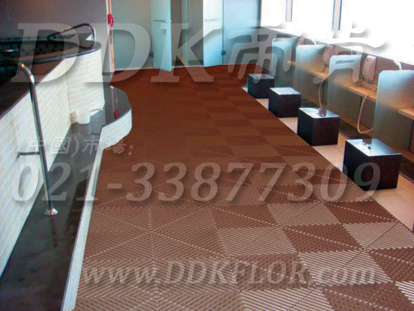 灰咖啡相拼紋_洗浴桑拿地面防滑地板材料(10)樣板圖片,帝肯(DDK)_8100_337(疏水型衛生間浴室防滑地磚材料) 效果圖 灰咖啡相拼紋_洗浴桑拿地面防滑地板材料(10)樣板圖片,帝肯(DDK)_8100_337(疏水型衛生間浴室防滑地磚材料) 效果圖,衛浴防滑墊,衛生間地墊,衛生間地板隔水墊,衛生間地膠,衛生間塑料地板,衛生間防水地墊,衛生間防水墊,衛生間防滑地墊,衛生間防滑地毯,衛生間防滑墊,浴室pvc格柵地板,浴室地墊,浴室地板,浴室地板磚,洗手間防滑墊,洗手間地墊,洗手間防滑地毯,洗浴防滑墊,洗澡間防滑墊,浴室地毯,浴室地磚,浴室地膠,浴室墊,浴池防滑墊,浴池防滑地墊,浴室防滑疏水磚,浴室防滑墊,浴室防滑地膠,浴室防滑地板,浴室防滑地墊,淋浴房防滑墊,公共衛生間塑料地毯,廁所防滑墊,桑拿地板