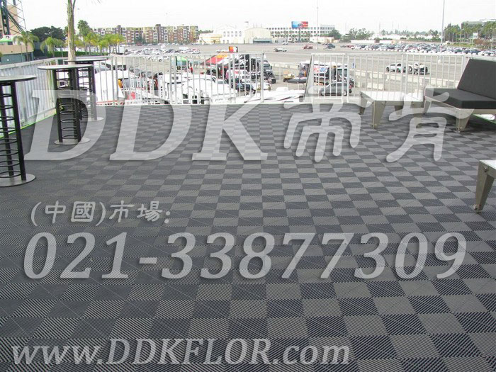 室外休閑區(qū)露臺(tái)地面裝修效果圖_深灰色涼臺(tái)防水地磚（3）樣板圖片,帝肯(DDK)_8100_T500（露天陽(yáng)臺(tái)地面材料）效果圖,別墅陽(yáng)臺(tái)地板,別墅陽(yáng)臺(tái)裝修,室外陽(yáng)臺(tái)地板,室外陽(yáng)臺(tái)磚,室外露臺(tái)地磚,室外露臺(tái)裝修,舞臺(tái)地板,陽(yáng)臺(tái)地板磚,陽(yáng)臺(tái)地磚裝修,陽(yáng)臺(tái)戶外地板,陽(yáng)臺(tái)拼裝地板,陽(yáng)臺(tái)裝修,露臺(tái)地板,露臺(tái)地磚,露臺(tái)地面裝修,露臺(tái)拼接地板,露臺(tái)花園裝修,露臺(tái)防滑地板,露臺(tái)防滑地磚,頂樓露臺(tái)裝修,室外生態(tài)地板,室外環(huán)保地板,室外防腐地板