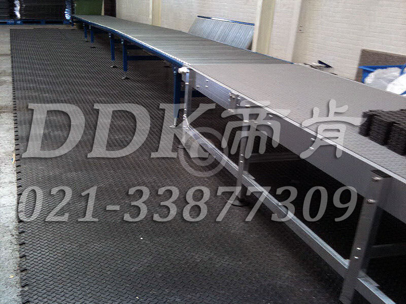 工業強力抗壓拼裝地板（5）樣板圖片,帝肯(DDK)_4300_9979（車間地面抗壓耐磨材料）效果圖,耐壓地板,耐壓耐磨地毯,耐重壓地墊,耐重壓地板,pvc承重地板,維修車間地板,車間防砸地板,工業地磚,車間地板磚,工廠地板膠,工廠地膠,工業地板膠,工業地板磚,工業地板,廠房地板材料,倉庫地板,倉庫防潮地膠,倉庫塑膠地板
