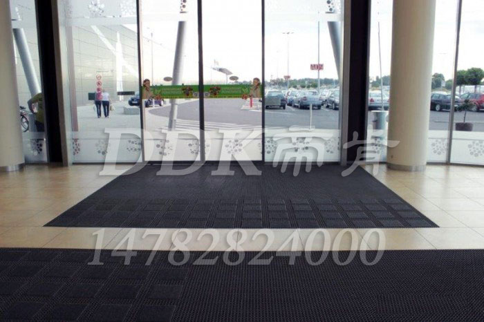 【門廳地墊】賓館門廳腳踏墊/辦公樓門廳腳墊/賓館門廳刮泥地墊樣板圖片,帝肯(DDK)_3MD9300(曼達)效果圖 【門廳地墊】賓館門廳腳踏墊/辦公樓門廳腳墊/賓館門廳刮泥地墊樣板圖片,帝肯(DDK)_3MD9300(曼達)效果圖,pvc拼接式除塵墊,三合一防塵地墊,三合一防塵墊,三合一除塵墊,入口防塵地墊,刮泥除塵地墊,吸水吸塵地墊,門口防塵地毯,門口防塵地墊,門口腳踏墊,門口腳墊,門口地面除塵刷,門廳除塵地墊,門廳腳墊,門廳地墊,門前腳墊,門前毯,門前墊,門前地墊,門廳地毯,門口地墊,門口地毯,防塵地墊,防塵防滑地墊,防塵防污地墊,防塵門墊,防塵墊,門口除塵地墊,門墊,門口防滑墊,門口防滑地膠,門口防滑地墊,門口防塵墊,門墊地毯,門墊地墊,防塵地毯,防塵地膠墊,除塵地墊,防滑除塵地墊,除塵地毯,除塵地膠,除塵門墊,除塵腳墊,除塵墊,刮泥地墊,刮泥門墊