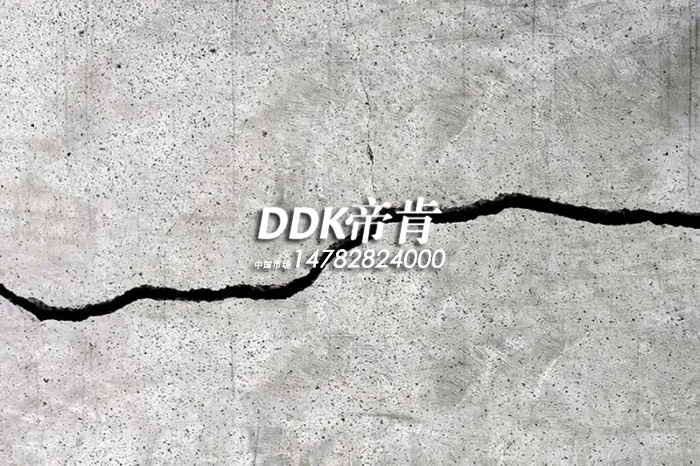 你的車間舊地板是怎么修補的？如何修復工廠受損的水泥地面裂縫？