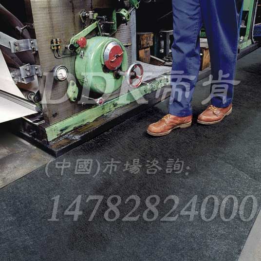 烤漆車間耐油地毯防污染地墊 深灰色耐臟腳墊 工廠通道防滑去腳印地毯 烤漆車間耐油地毯防污染地墊 深灰色耐臟腳墊 工廠通道防滑去腳印地毯 ,車間地毯,車間防滑地墊,車間地墊,地面防滑墊,地面防護材料,工業防滑地毯,工廠腳墊,工廠防滑地墊,工廠地毯,走廊地毯,走道地墊,走道地毯,走道墊,防油防滑墊,防滲地毯,防塵防污地墊,防酸堿膠墊,防污地毯