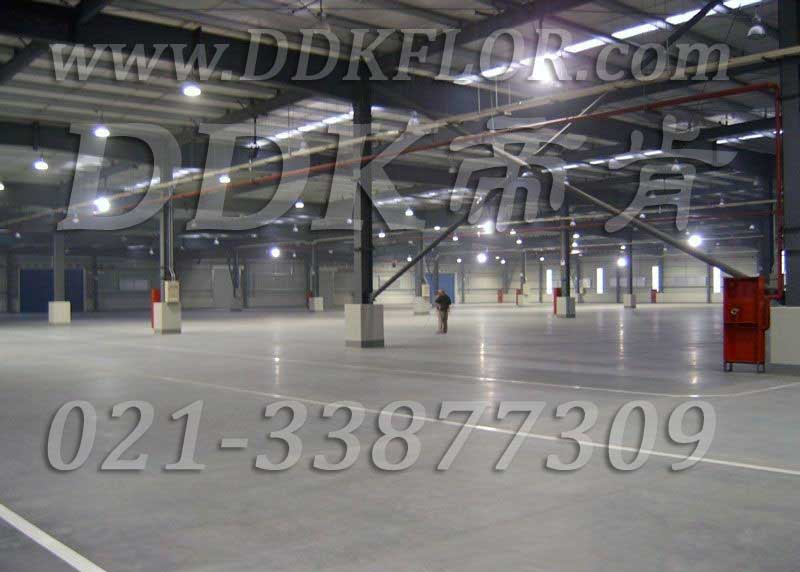 抽絲剝繭剖析金剛砂耐磨地坪的優(yōu)點和缺點。